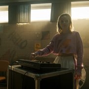 Almost Fly - galeria zdjęć - filmweb