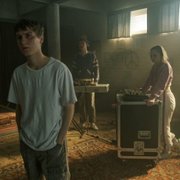 Almost Fly - galeria zdjęć - filmweb