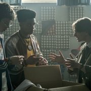Almost Fly - galeria zdjęć - filmweb