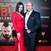 Pitbull. Niebezpieczne kobiety - galeria zdjęć - filmweb