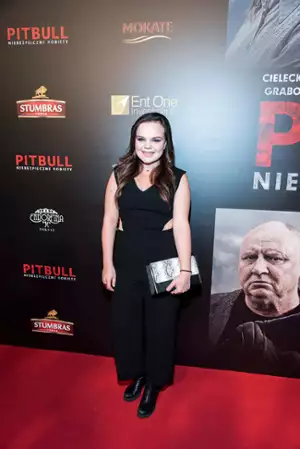 Pitbull. Niebezpieczne kobiety - galeria zdjęć - filmweb