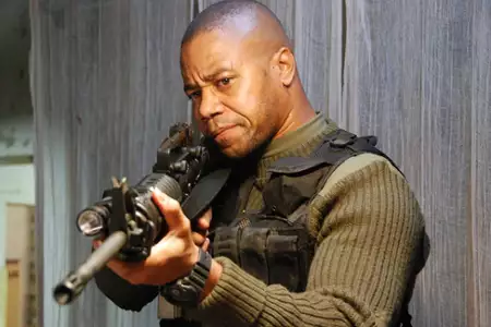 Nieugięty - galeria zdjęć - filmweb