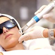 Skin Decision: Before and After - galeria zdjęć - filmweb