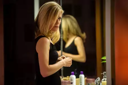 Niewierni - galeria zdjęć - filmweb