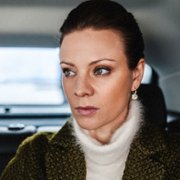 Iwona, żona Adriana Bogusza, kochanka Skalskiego