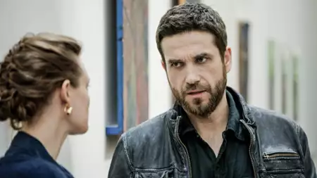 Pakt - galeria zdjęć - filmweb