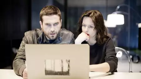 Pakt - galeria zdjęć - filmweb