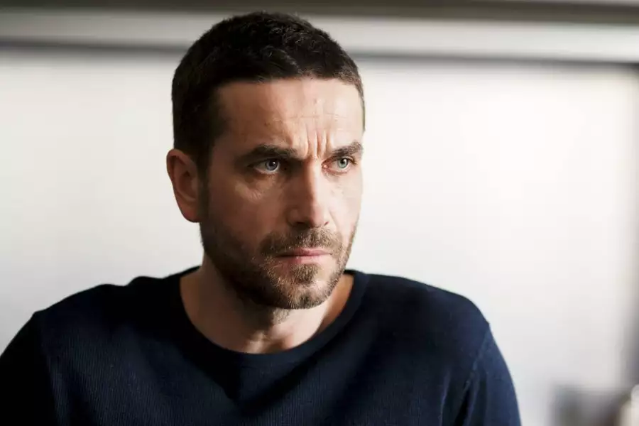 Pakt - galeria zdjęć - filmweb