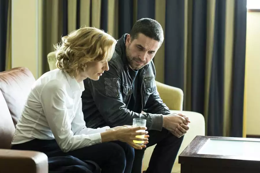 Pakt - galeria zdjęć - filmweb