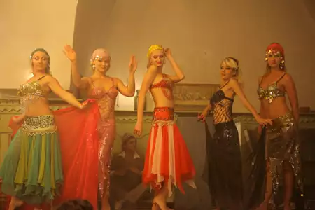 Dokąd teraz? - galeria zdjęć - filmweb