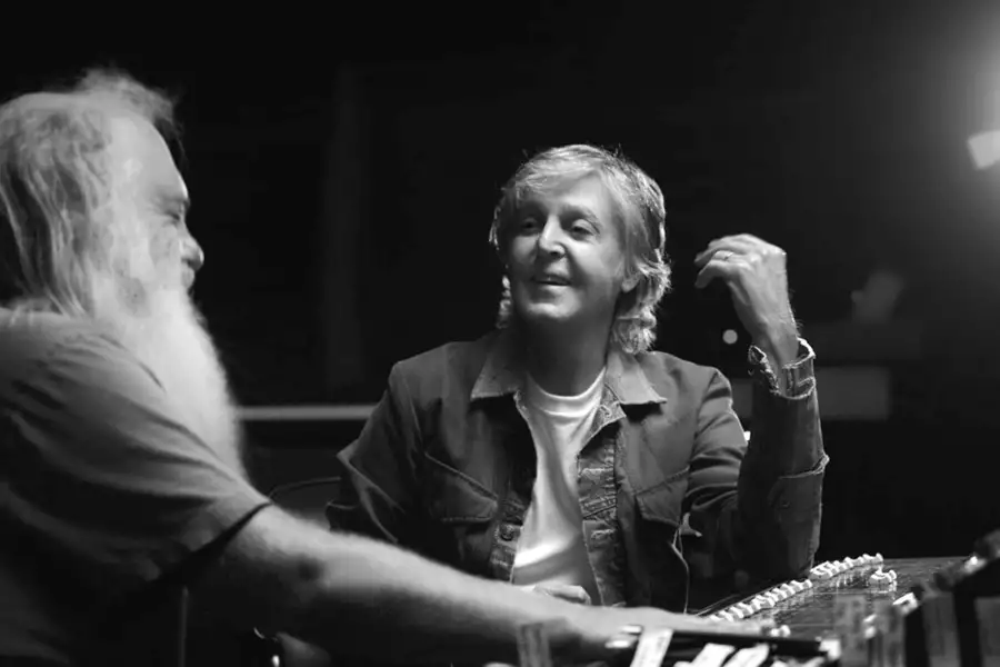 McCartney 3,2,1 - galeria zdjęć - filmweb