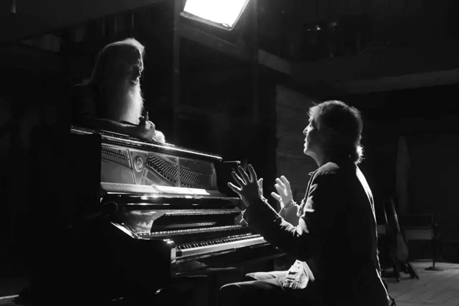 McCartney 3,2,1 - galeria zdjęć - filmweb