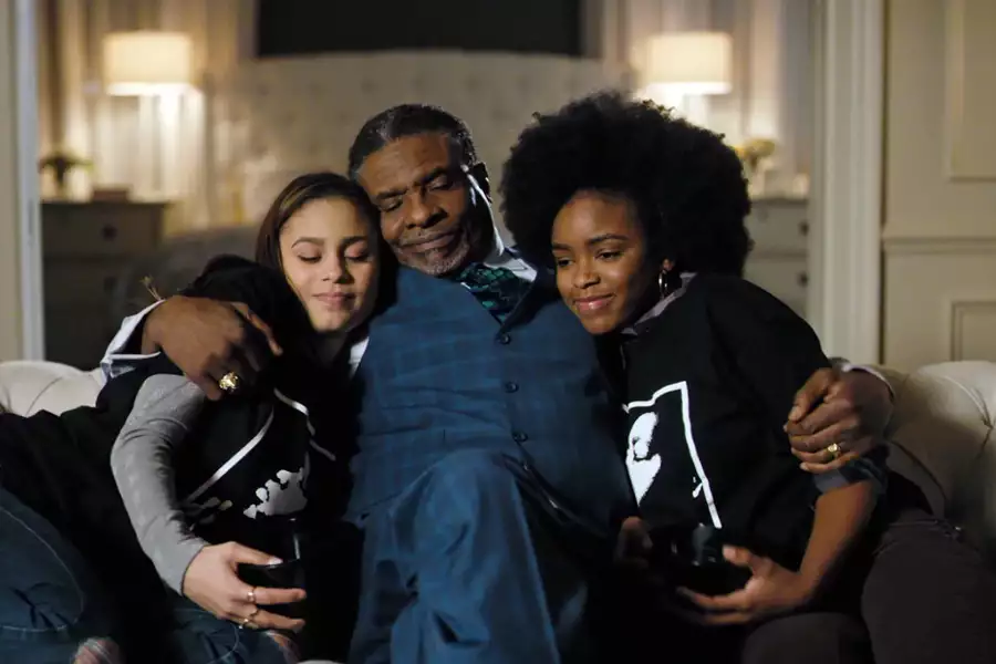 Greenleaf - galeria zdjęć - filmweb
