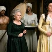Beecham House - galeria zdjęć - filmweb