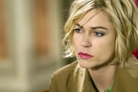 Un balcon sur la mer - galeria zdjęć - filmweb