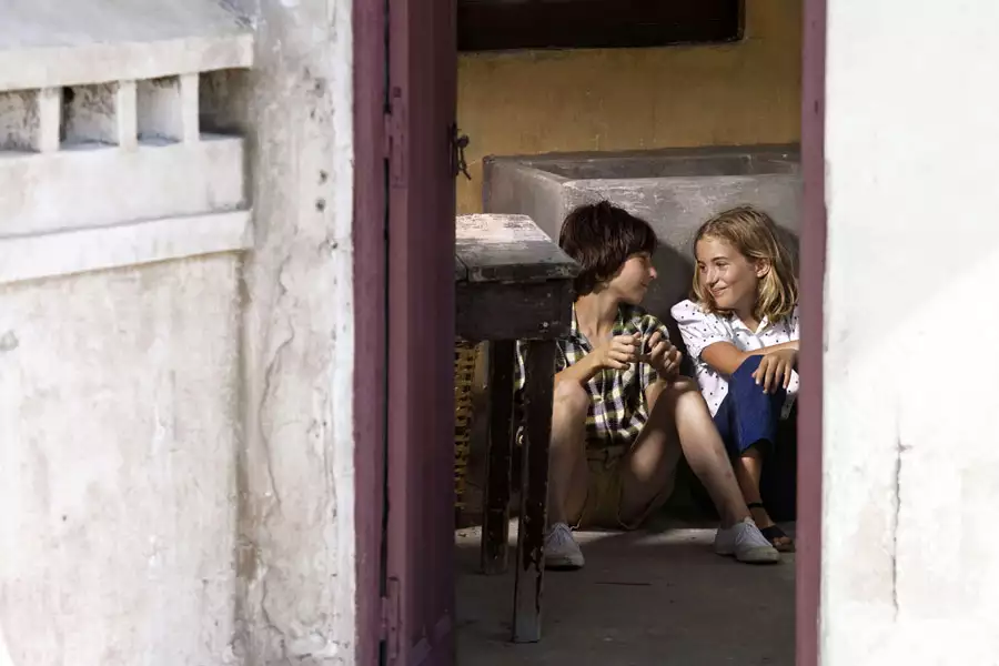 Un balcon sur la mer - galeria zdjęć - filmweb