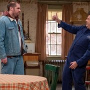 Kevin Can F**k Himself - galeria zdjęć - filmweb