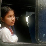 Crude - galeria zdjęć - filmweb