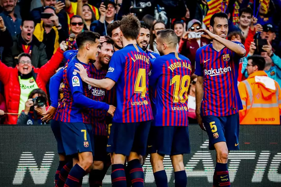 FC Barcelona: Mistrzowie z bliska - galeria zdjęć - filmweb
