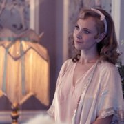 Little Birds - galeria zdjęć - filmweb