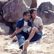 Little Birds - galeria zdjęć - filmweb