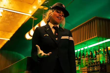 Bullet Train - galeria zdjęć - filmweb