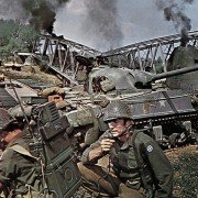 Złoto dla zuchwałych - galeria zdjęć - filmweb