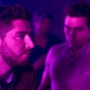 This Close - galeria zdjęć - filmweb