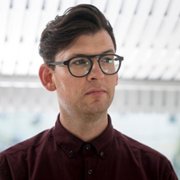 This Close - galeria zdjęć - filmweb