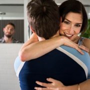 This Close - galeria zdjęć - filmweb