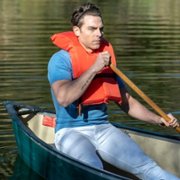 This Close - galeria zdjęć - filmweb