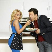 Young & Hungry - galeria zdjęć - filmweb