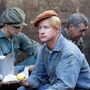 Stulatek, który wyskoczył przez okno i zniknął - galeria zdjęć - filmweb