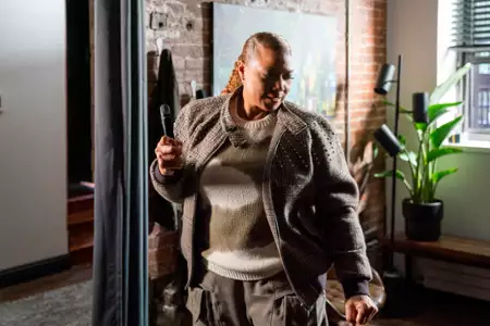 Agentka McCall - galeria zdjęć - filmweb