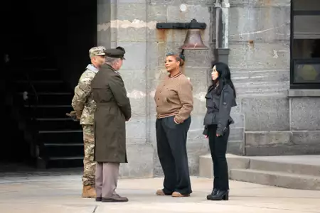 Agentka McCall - galeria zdjęć - filmweb