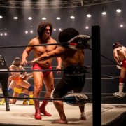Młody The Rock - galeria zdjęć - filmweb