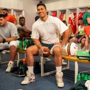 Młody The Rock - galeria zdjęć - filmweb