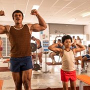 Młody The Rock - galeria zdjęć - filmweb