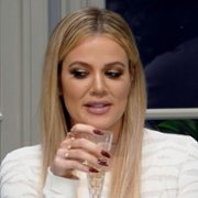 Kocktails with Khloé - galeria zdjęć - filmweb