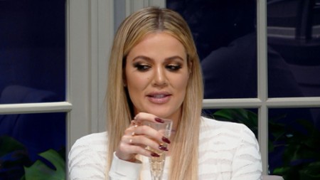 Sezon 1 Odcinek 4 Unieś kieliszek