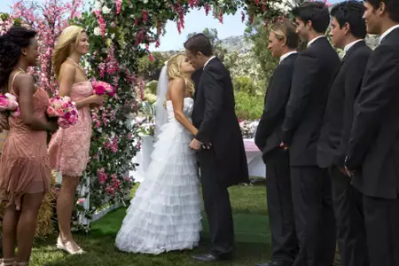 Undercover Bridesmaid - galeria zdjęć - filmweb