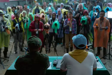 Operacja ratunkowa w tajlandzkiej jaskini - galeria zdjęć - filmweb