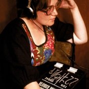 Kobieta samotna - galeria zdjęć - filmweb
