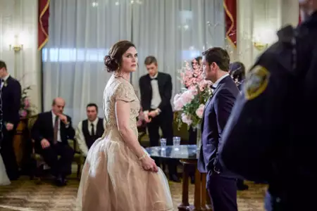 Tajemnice kwiaciarni: Morderstwo na weselu - galeria zdjęć - filmweb