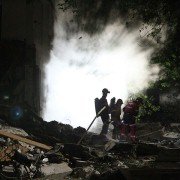 Mancs - galeria zdjęć - filmweb
