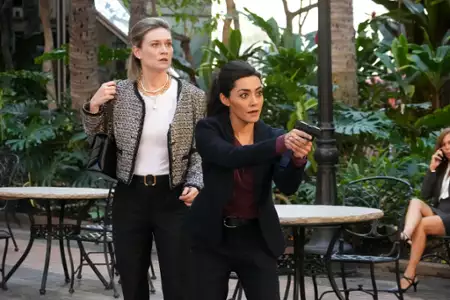 Agenci NCIS: Hawaje - galeria zdjęć - filmweb