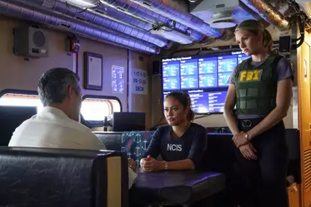 Agenci NCIS: Hawaje - galeria zdjęć - filmweb