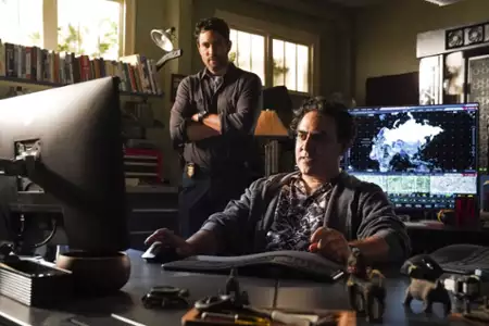 Agenci NCIS: Hawaje - galeria zdjęć - filmweb