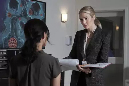 Agenci NCIS: Hawaje - galeria zdjęć - filmweb