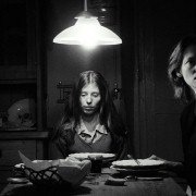 Człowiek z Londynu - galeria zdjęć - filmweb
